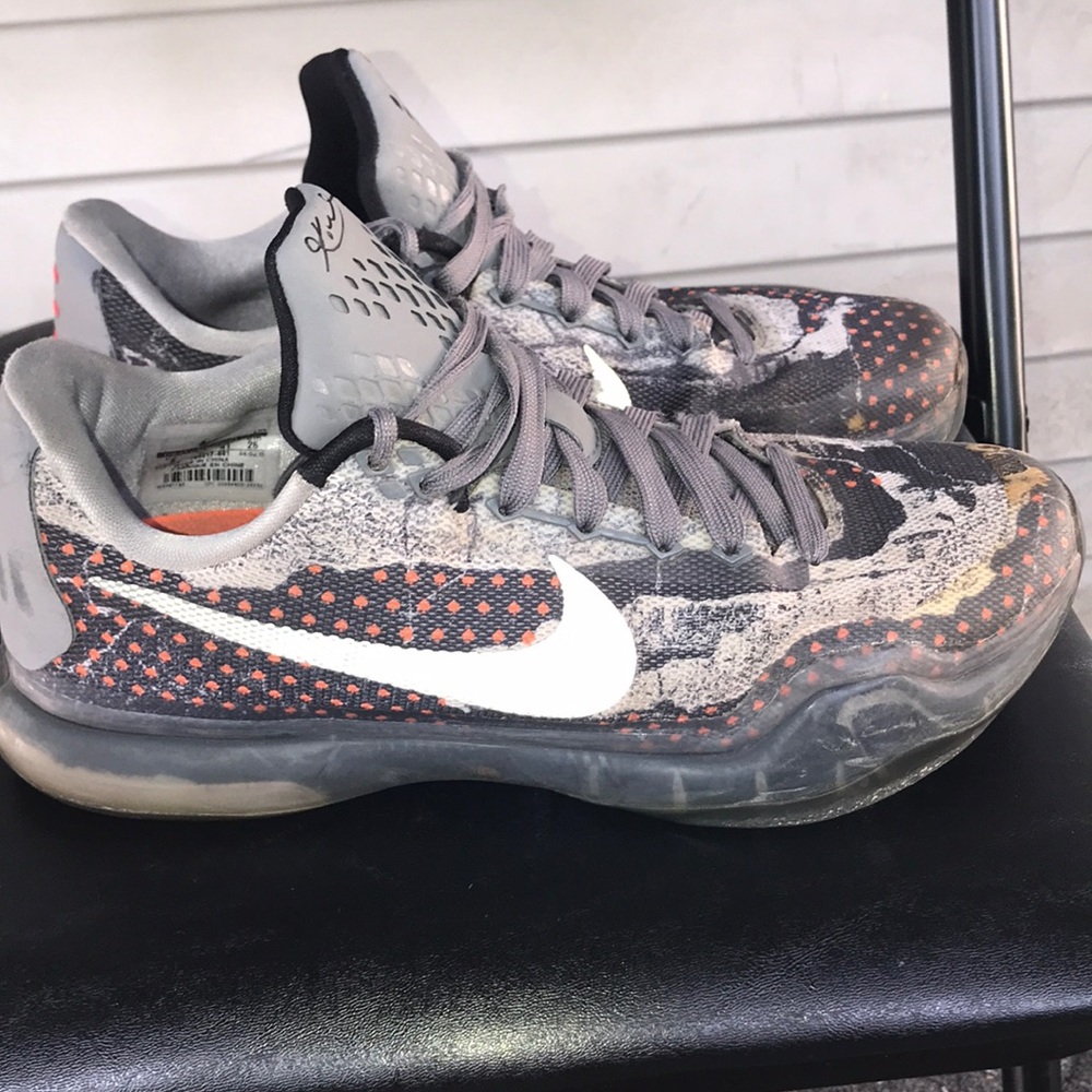 Kobe 10’s